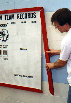 Removing side arm ofThinTrack records board